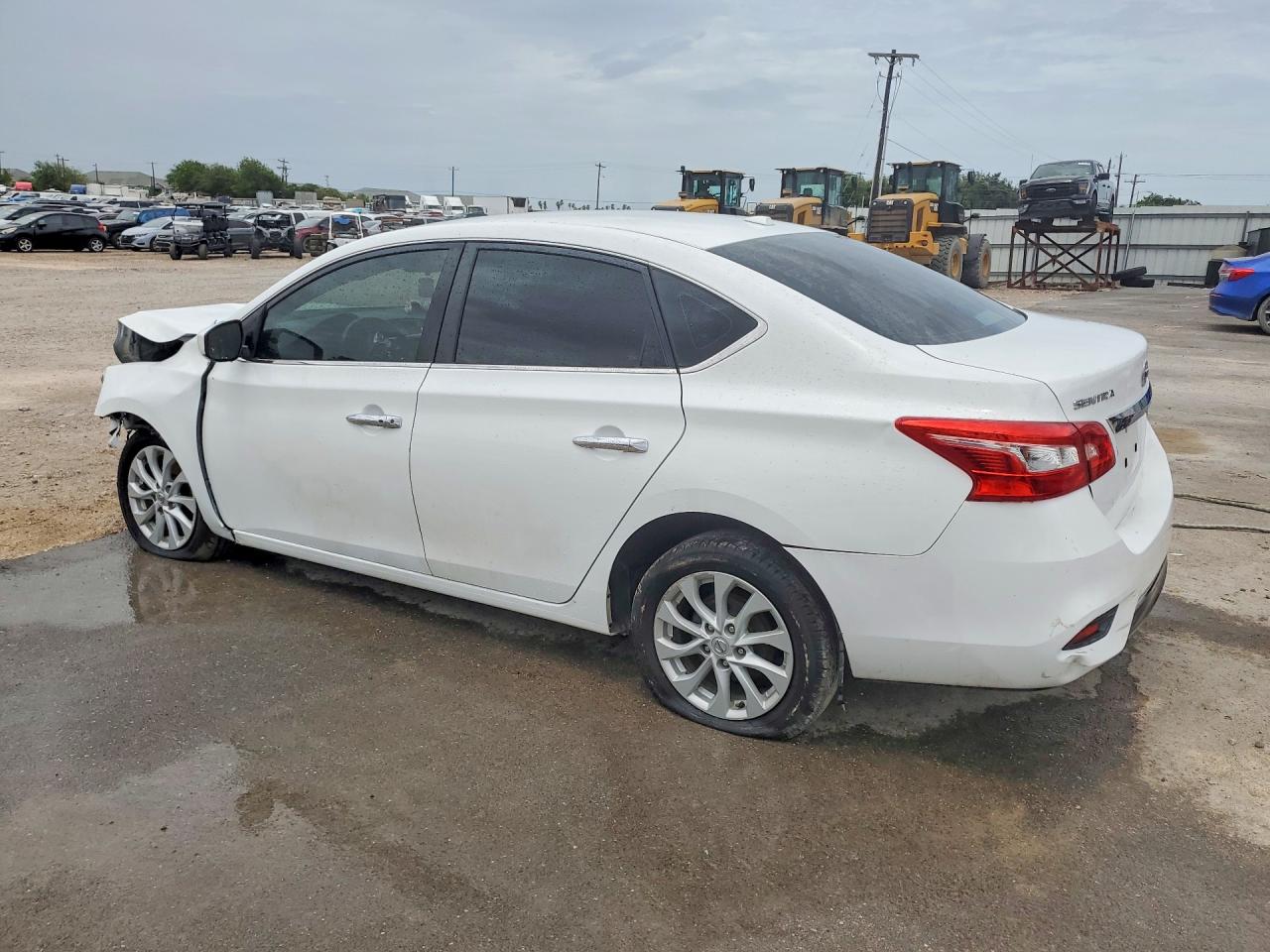 2019 NISSAN SENTRA SV — снимка 2