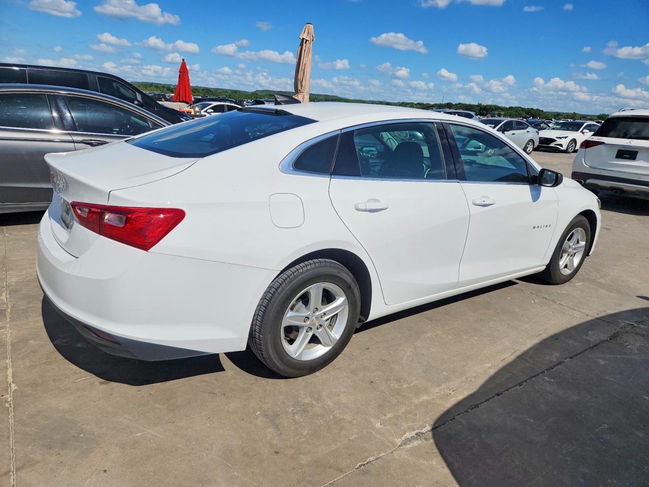 2023 CHEVROLET MALIBU LS — снимка 3