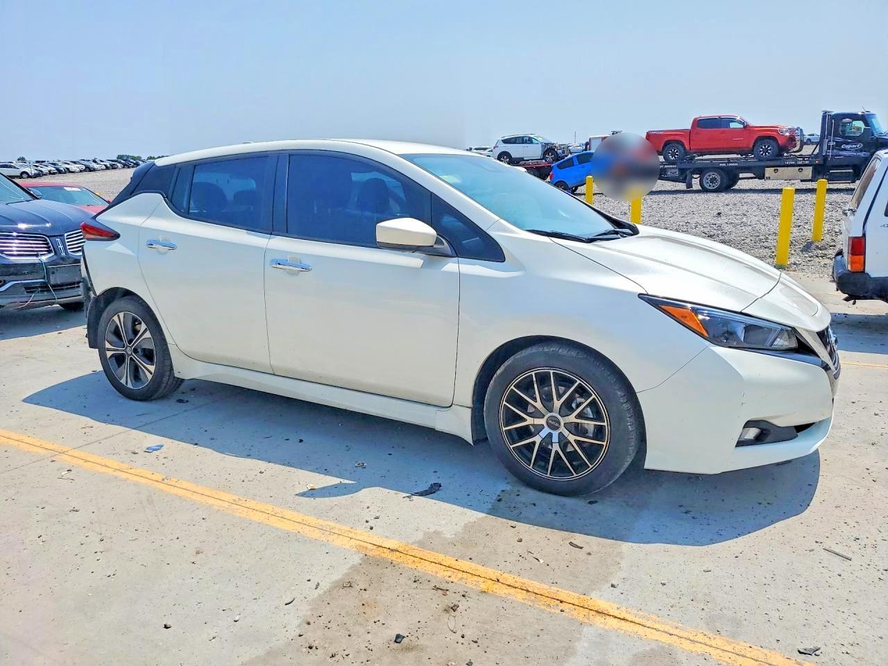 2022 NISSAN LEAF SV — снимка 4