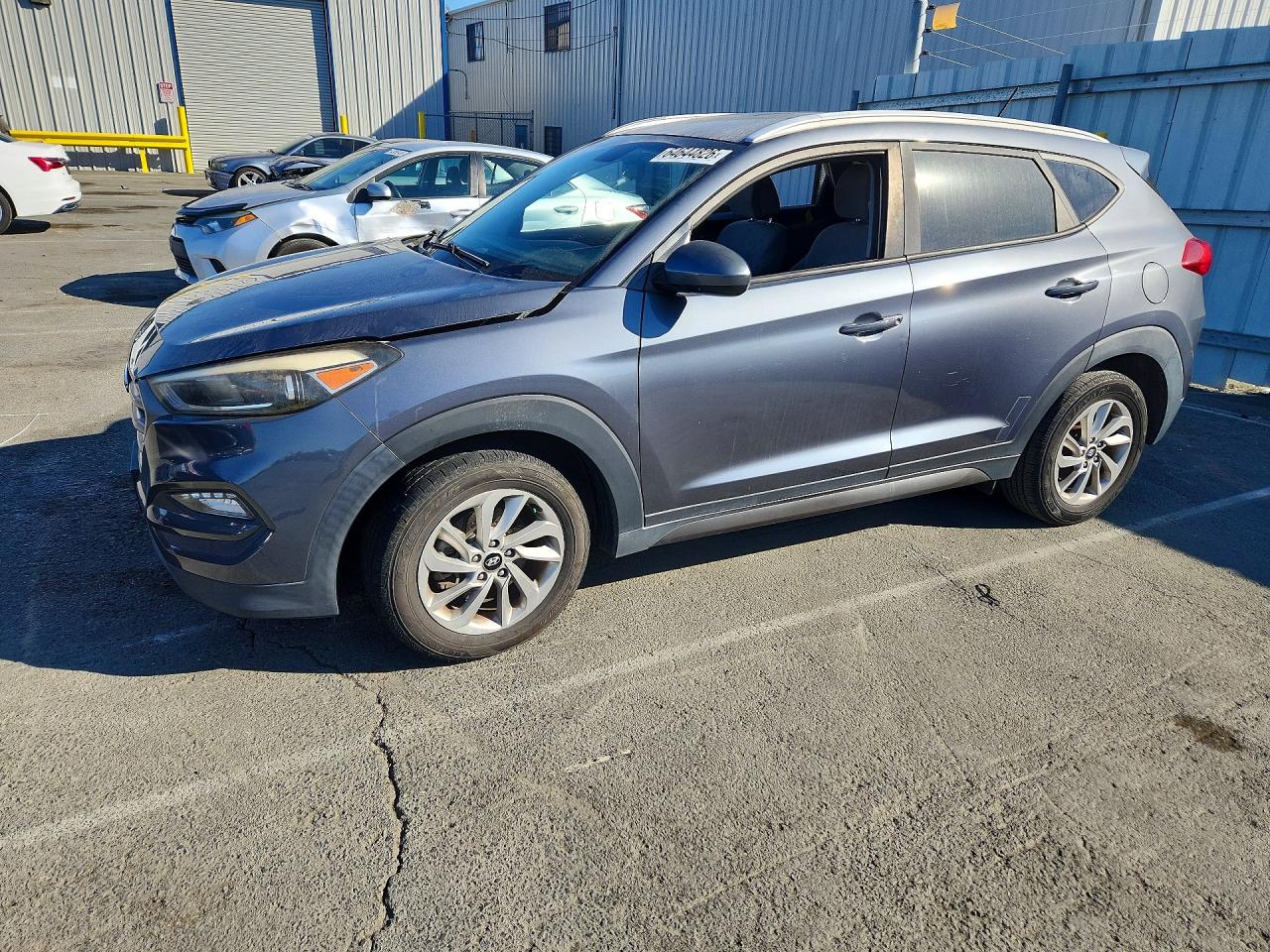 2016 HYUNDAI TUCSON SE