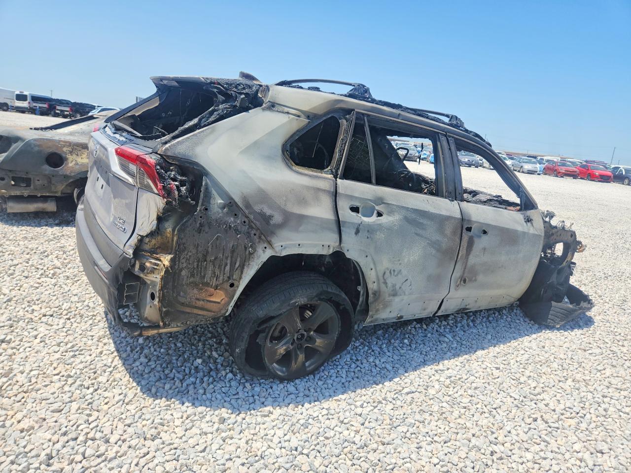 2022 TOYOTA RAV4 LE — снимка 3