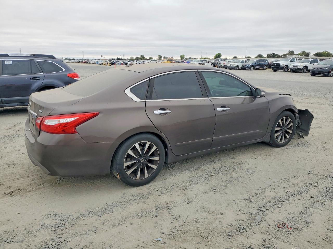 2016 NISSAN ALTIMA 2.5 SV — снимка 3
