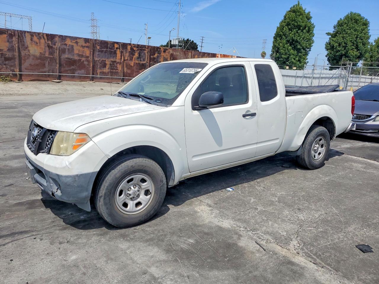 2015 NISSAN FRONTIER S
