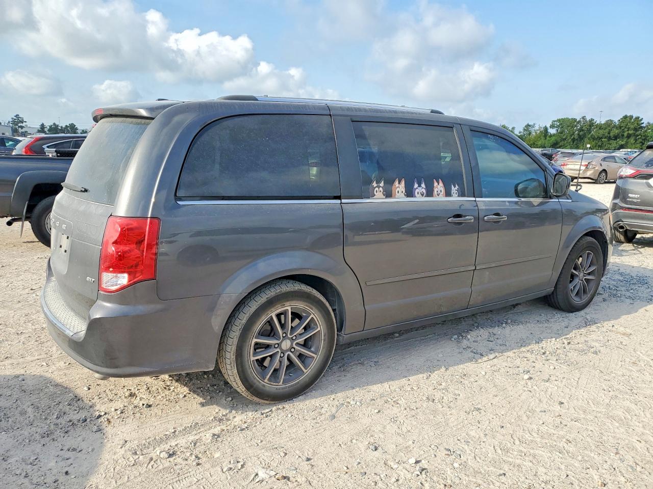 2017 DODGE GRAND CARAVAN SXT — снимка 3