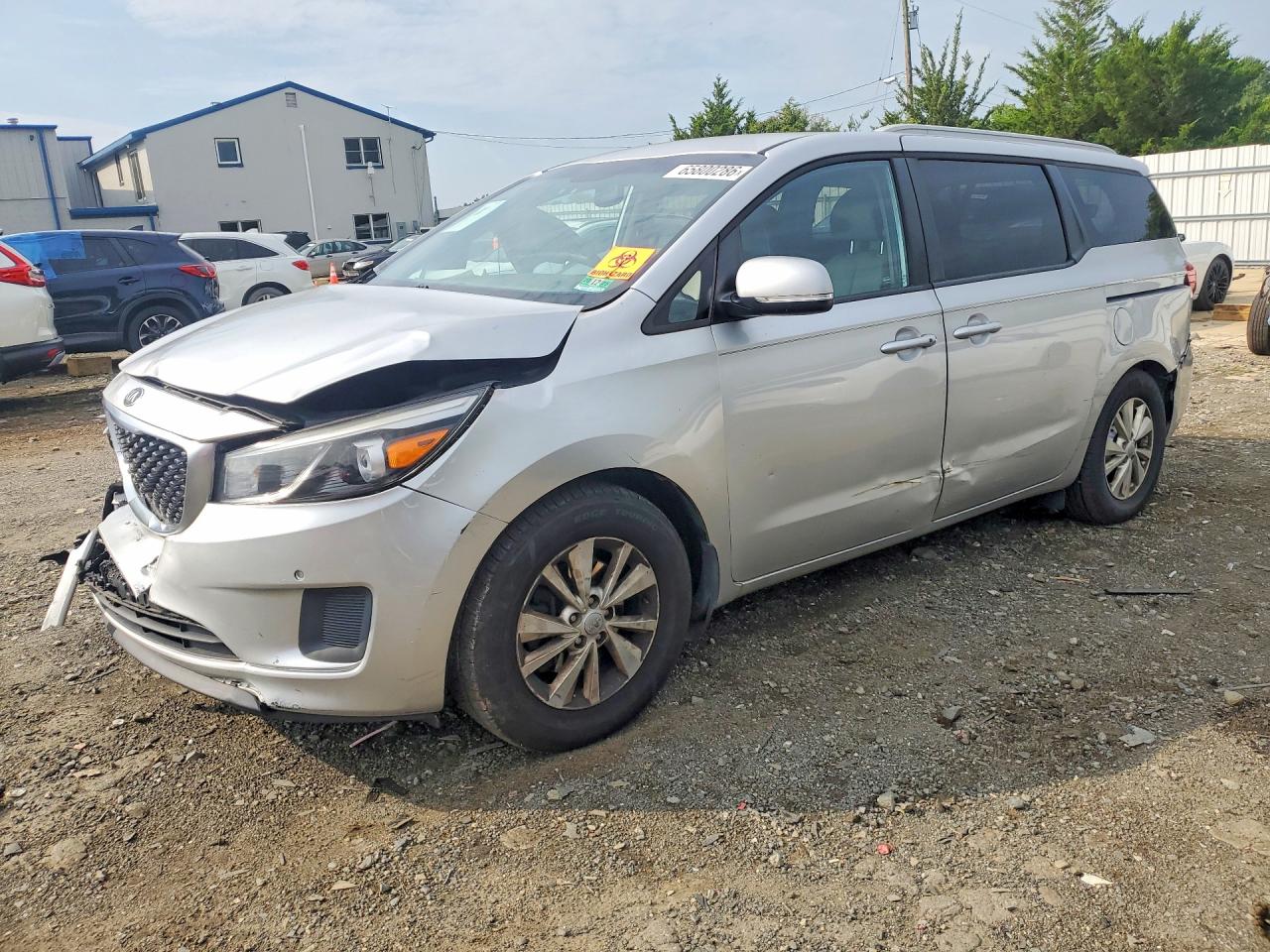 2016 KIA SEDONA LX
