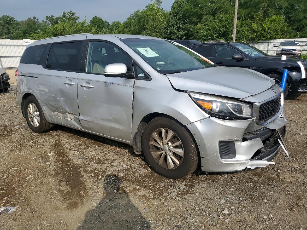 2016 KIA SEDONA LX — снимка 4