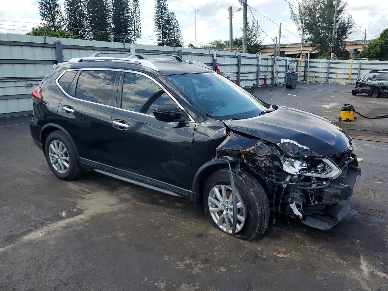 2019 NISSAN ROGUE SV — снимка 4