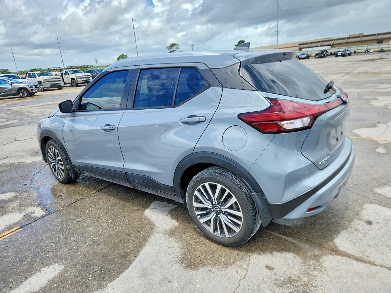 2024 NISSAN KICKS SV — снимка 2