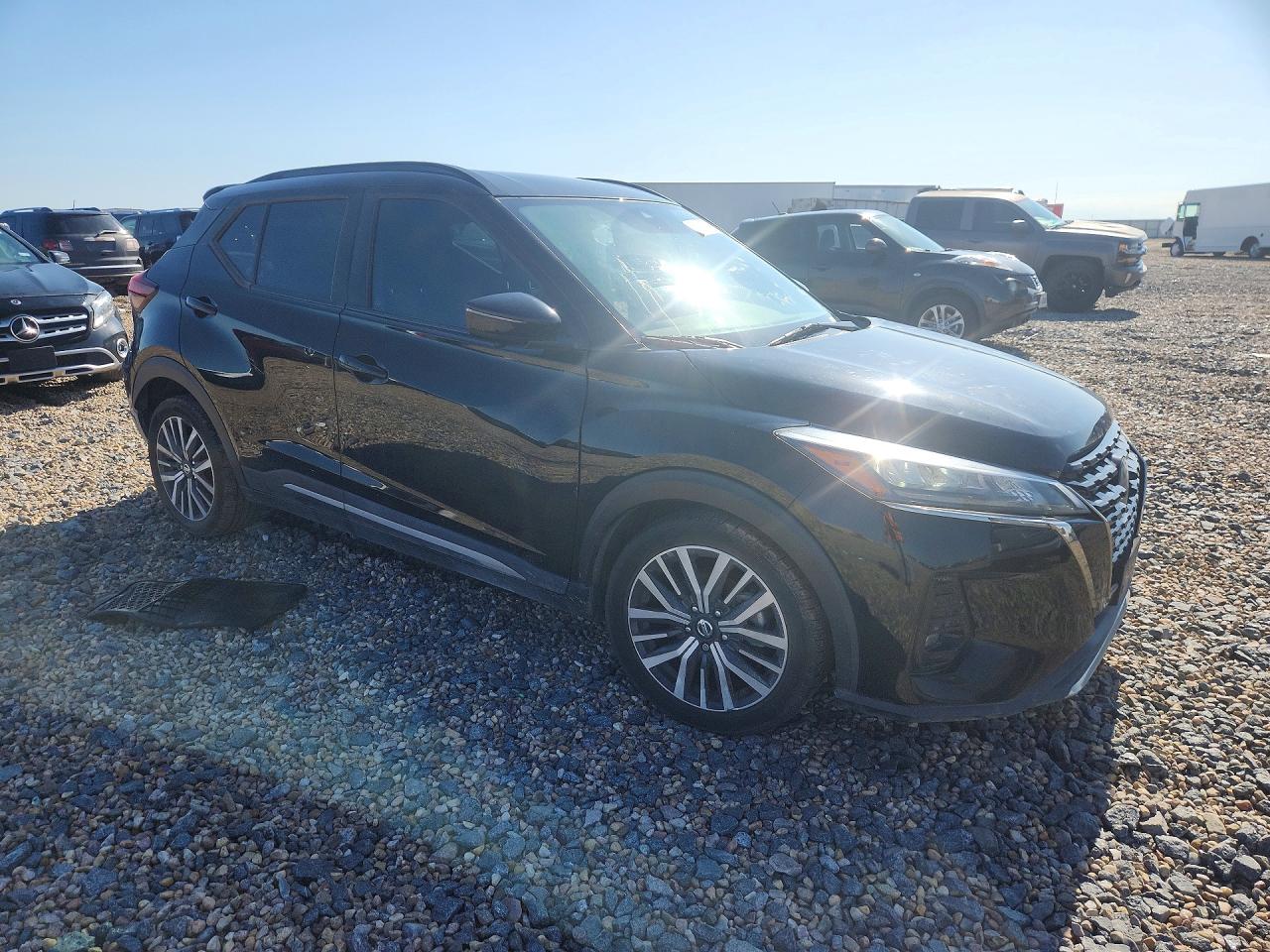 2021 NISSAN KICKS SR — снимка 4