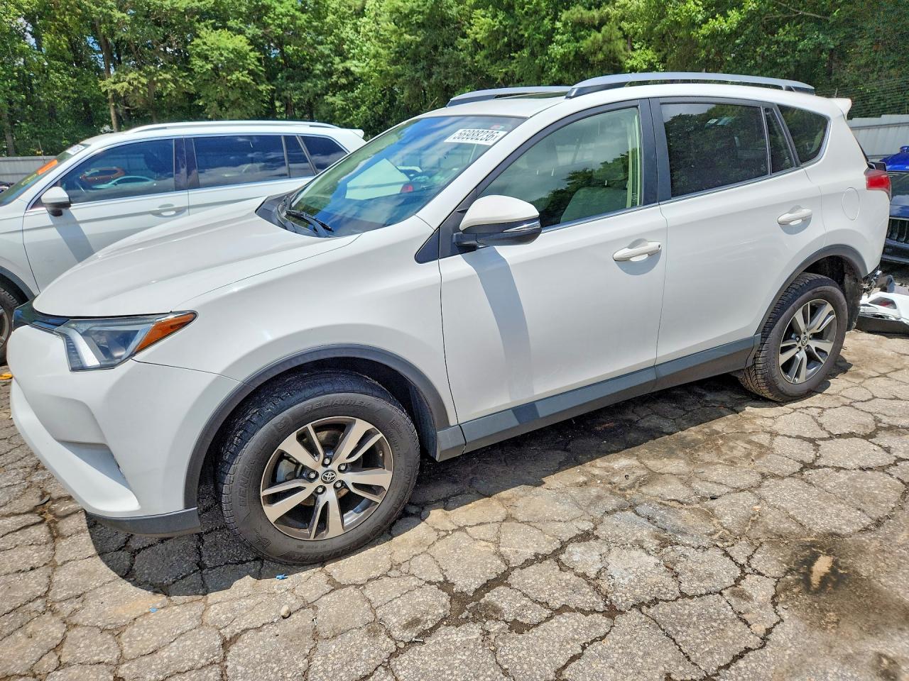 2018 TOYOTA RAV4 XLE