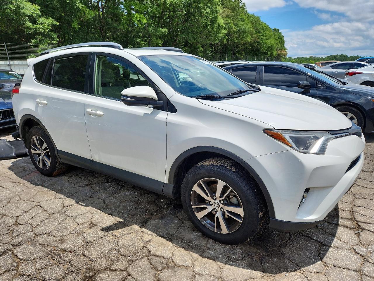 2018 TOYOTA RAV4 XLE — снимка 4