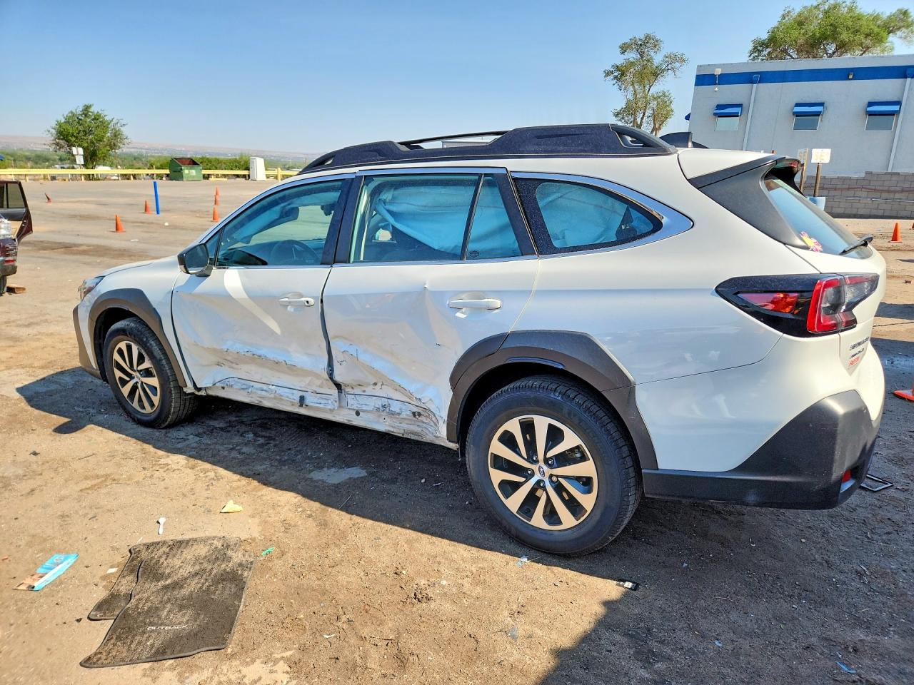 2023 SUBARU OUTBACK — снимка 2