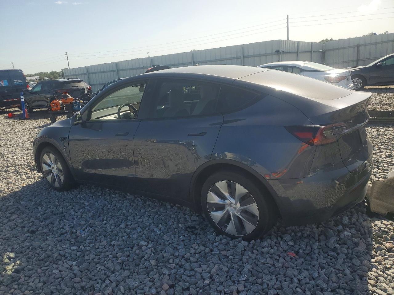 2023 TESLA MODEL Y — снимка 2