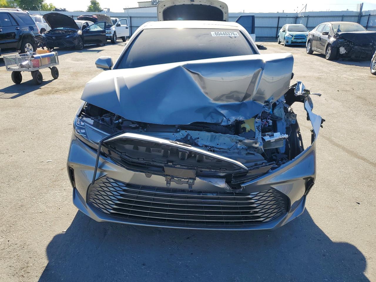 2026 TOYOTA CAMRY XLE — снимка 5