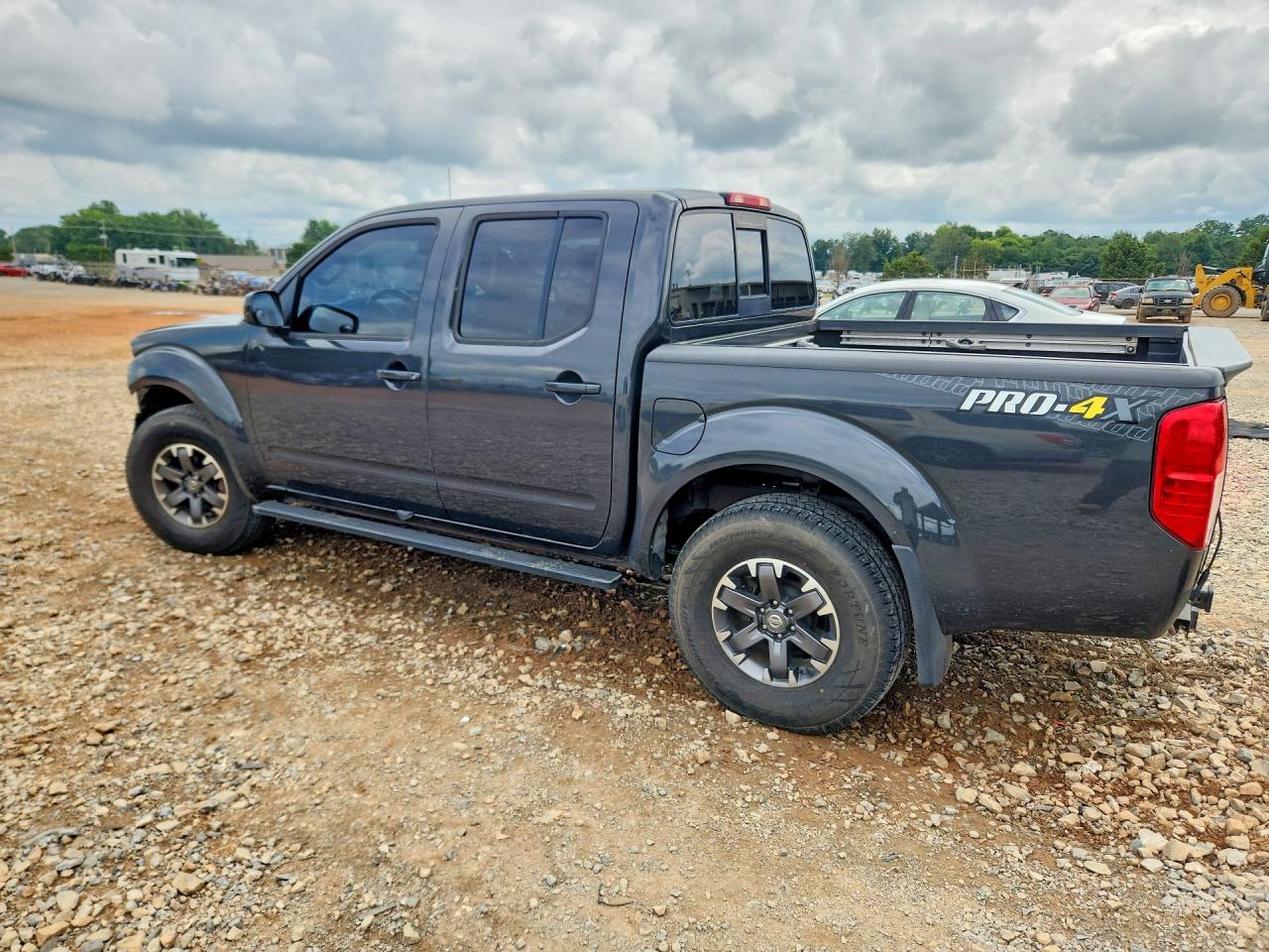 2015 NISSAN FRONTIER PRO-4X — снимка 2