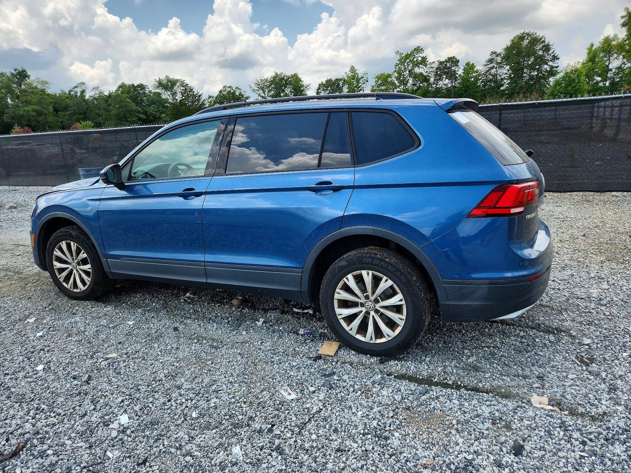2018 VOLKSWAGEN TIGUAN S — снимка 2