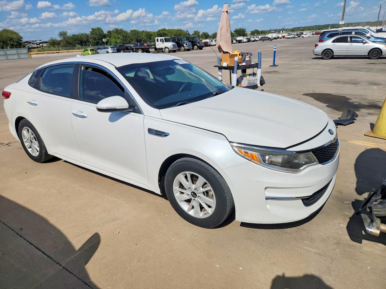 2017 KIA OPTIMA LX — снимка 4