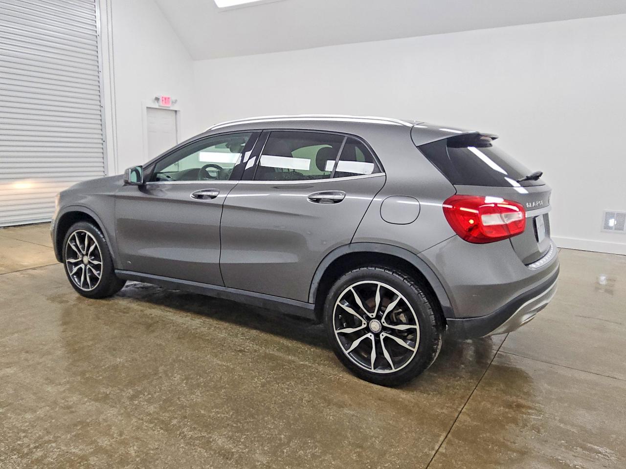 2016 MERCEDES-BENZ GLA 250 — снимка 2