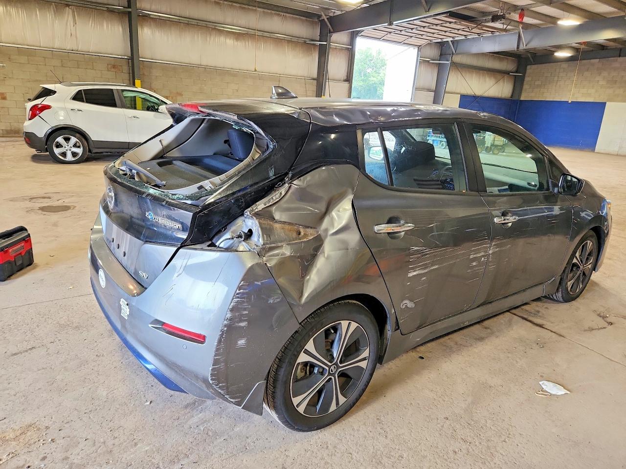 2022 NISSAN LEAF SV — снимка 3