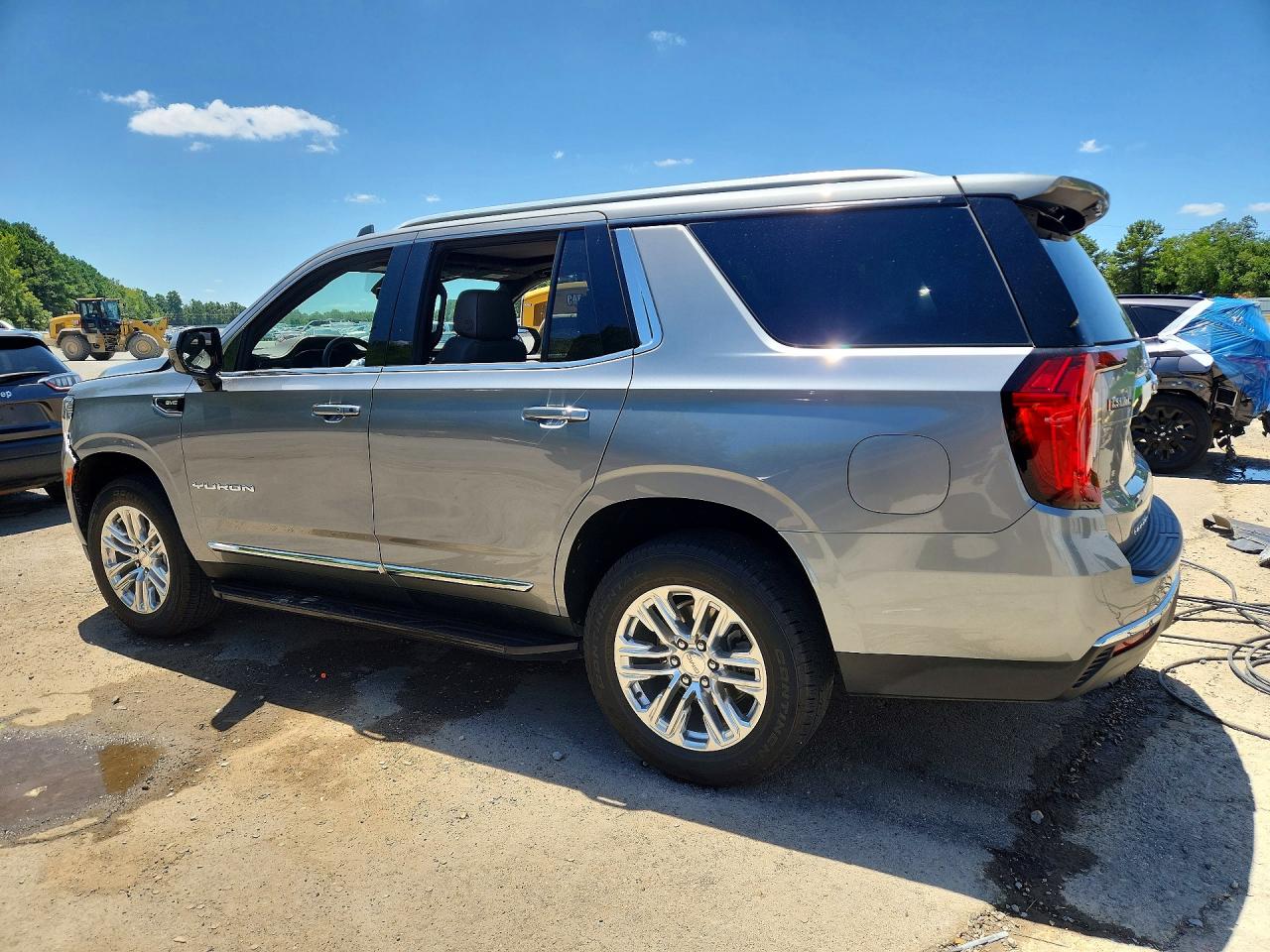 2023 GMC YUKON SLT — снимка 2