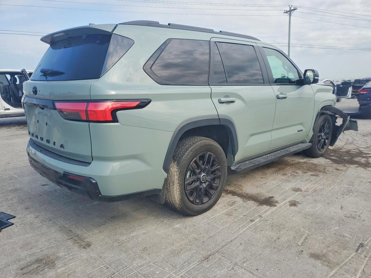 2024 TOYOTA SEQUOIA LIMITED — снимка 3
