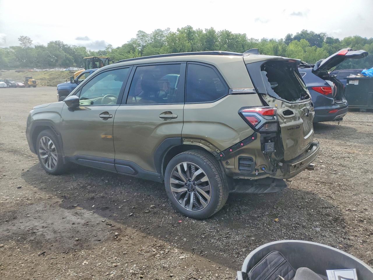 2025 SUBARU FORESTER TOURING — снимка 2