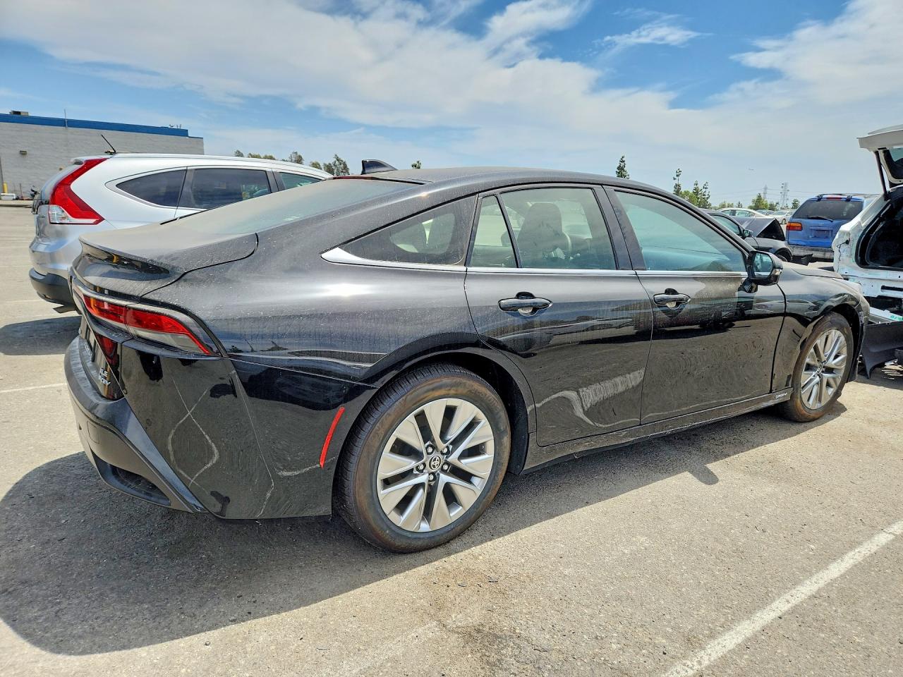 2025 TOYOTA MIRAI XLE — снимка 3