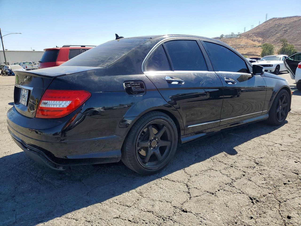 2013 MERCEDES-BENZ C 250 — снимка 3