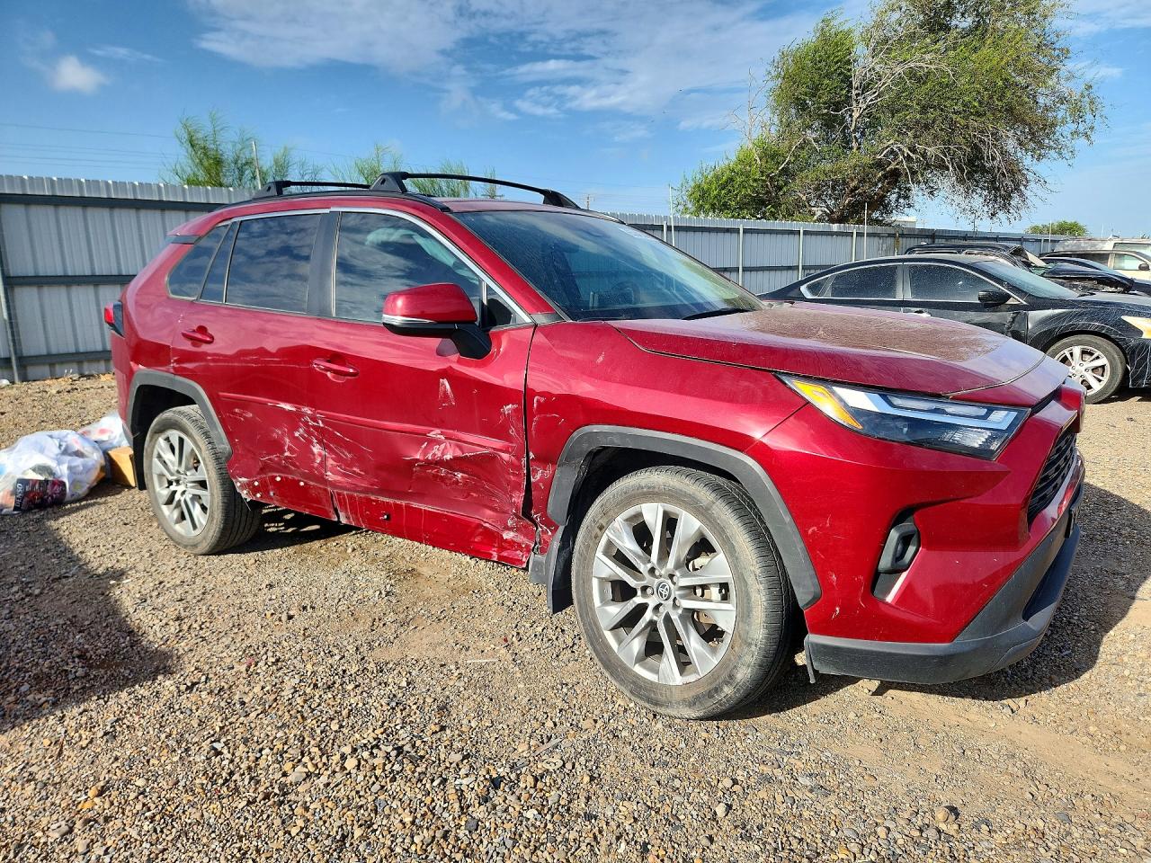 2024 TOYOTA RAV4 XLE PREMIUM — снимка 4