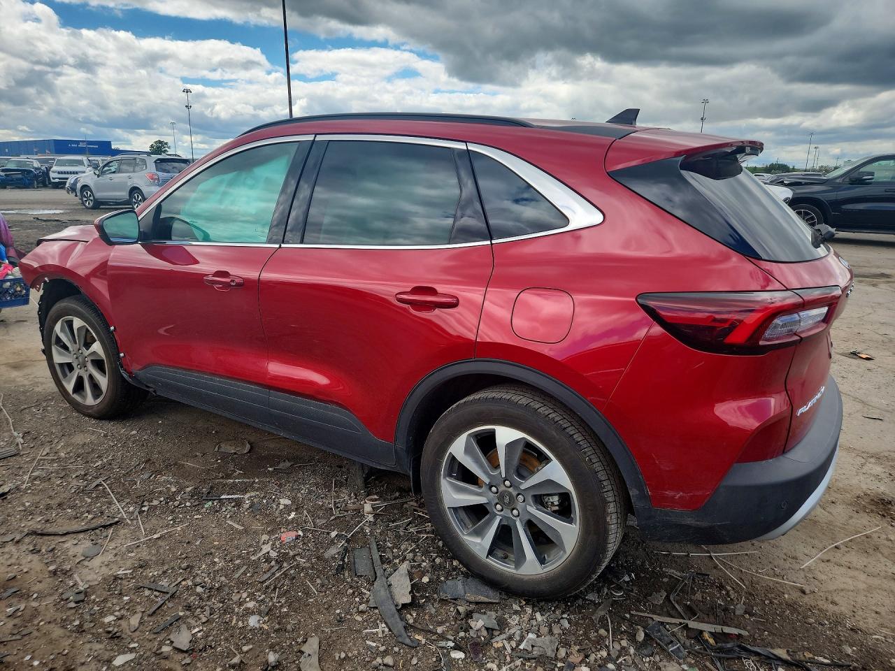 2024 FORD ESCAPE PLATINUM — снимка 2