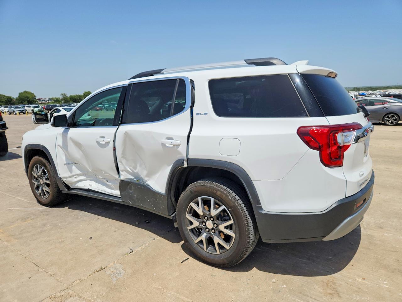 2021 GMC ACADIA SLE — снимка 2
