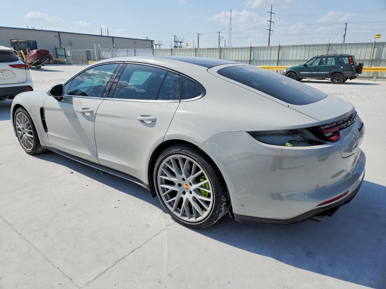 2018 PORSCHE PANAMERA 4 — снимка 2