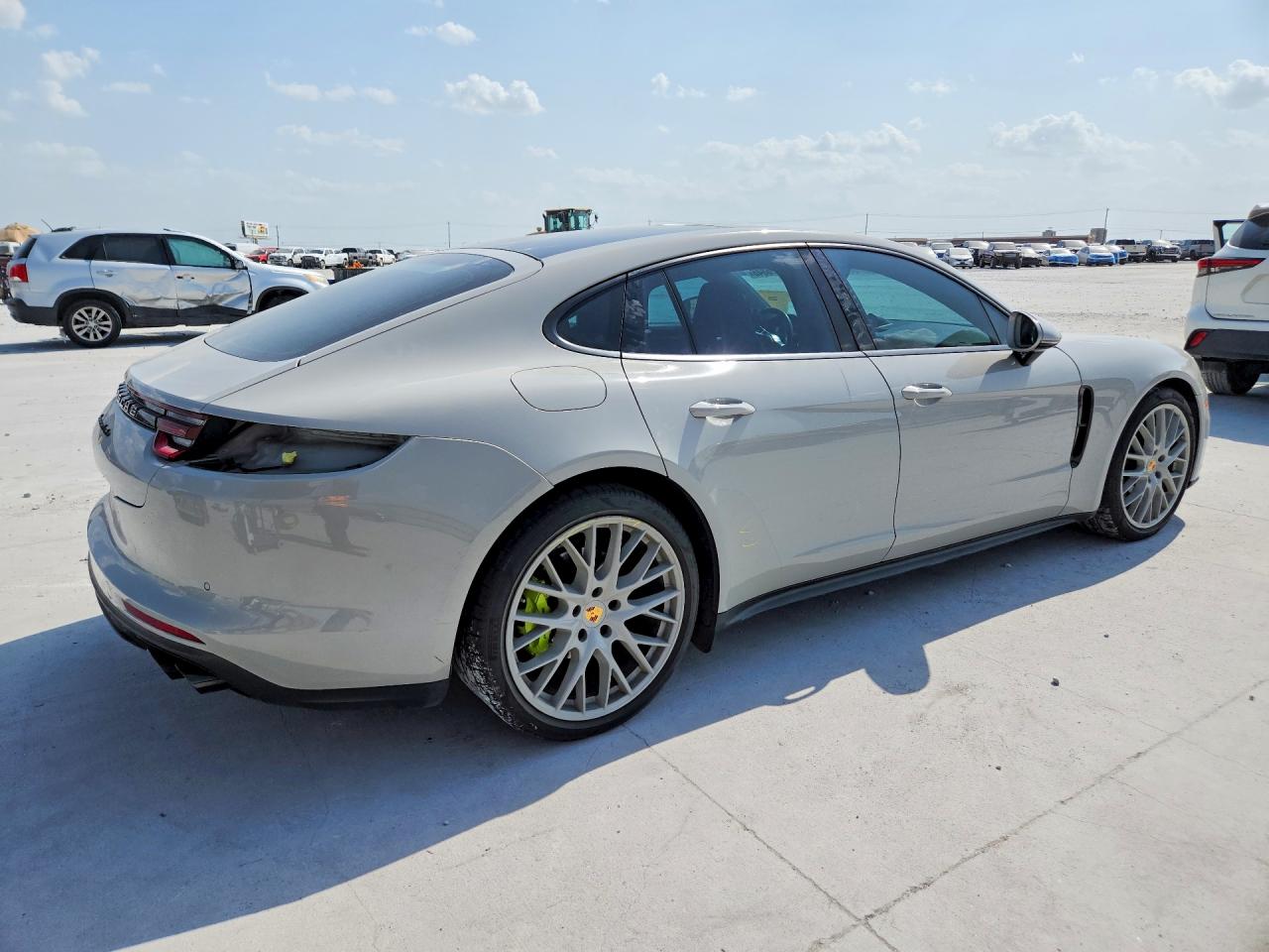 2018 PORSCHE PANAMERA 4 — снимка 3