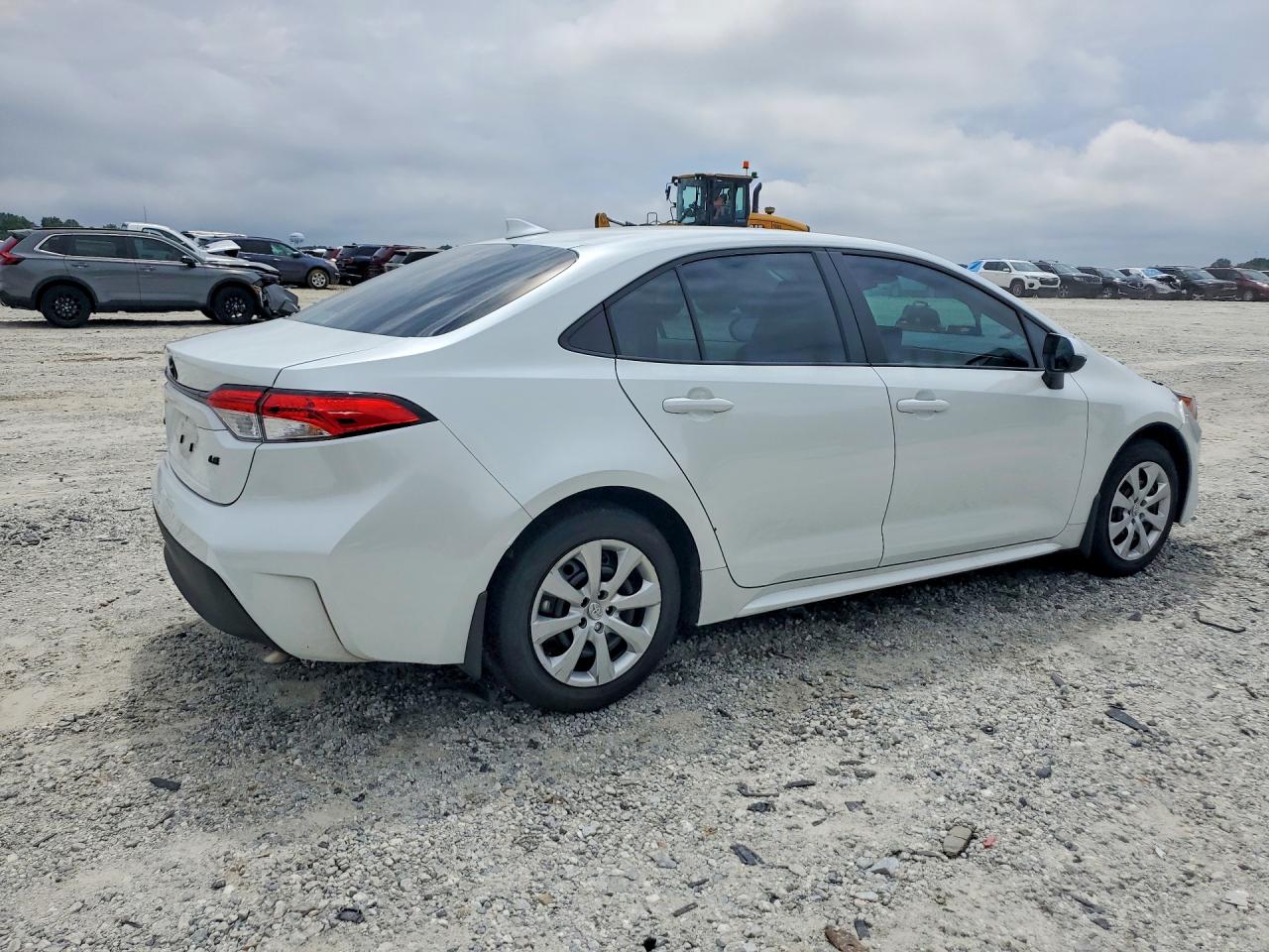 2026 TOYOTA COROLLA LE — снимка 3