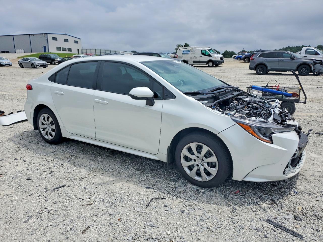 2026 TOYOTA COROLLA LE — снимка 4