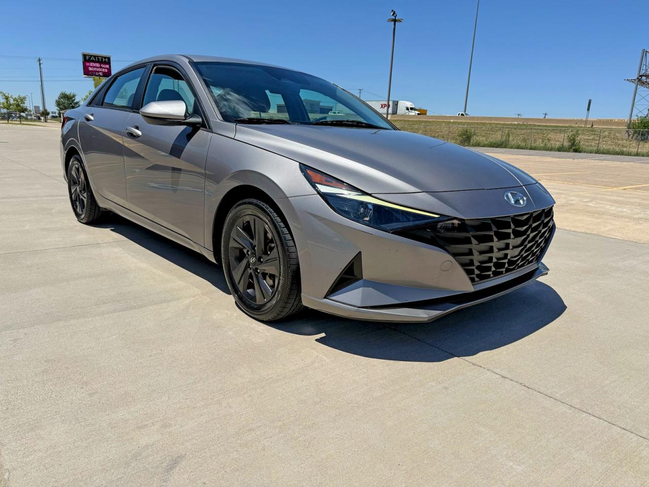 2021 HYUNDAI ELANTRA SEL