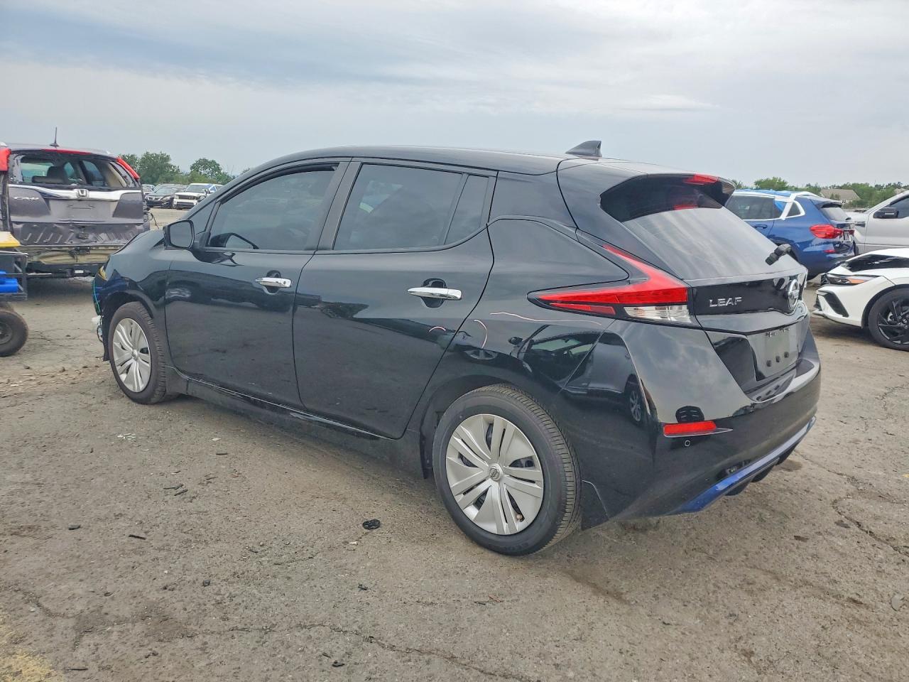 2022 NISSAN LEAF S — снимка 2