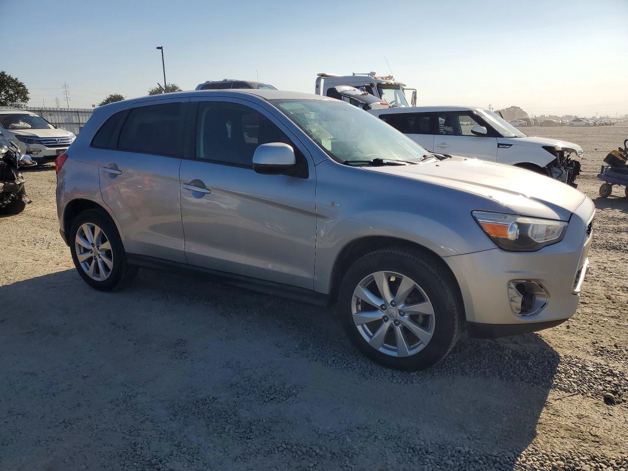 2015 MITSUBISHI OUTLANDER SPORT ES — снимка 4