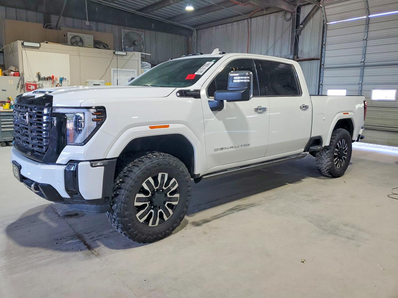 2025 GMC SIERRA K2500 DENALI ULTIMATE