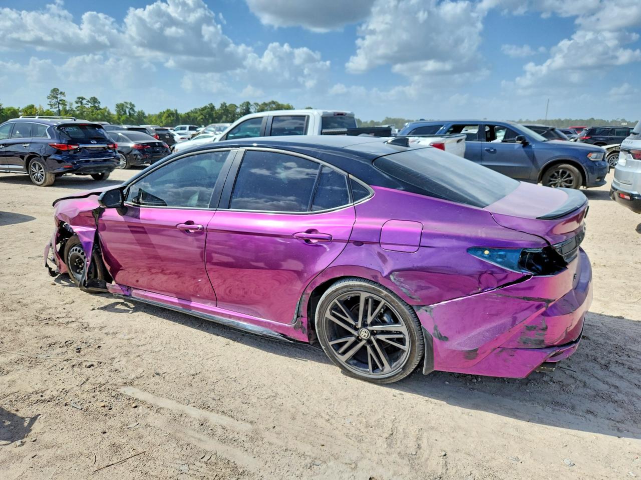 2025 TOYOTA CAMRY XSE — снимка 2