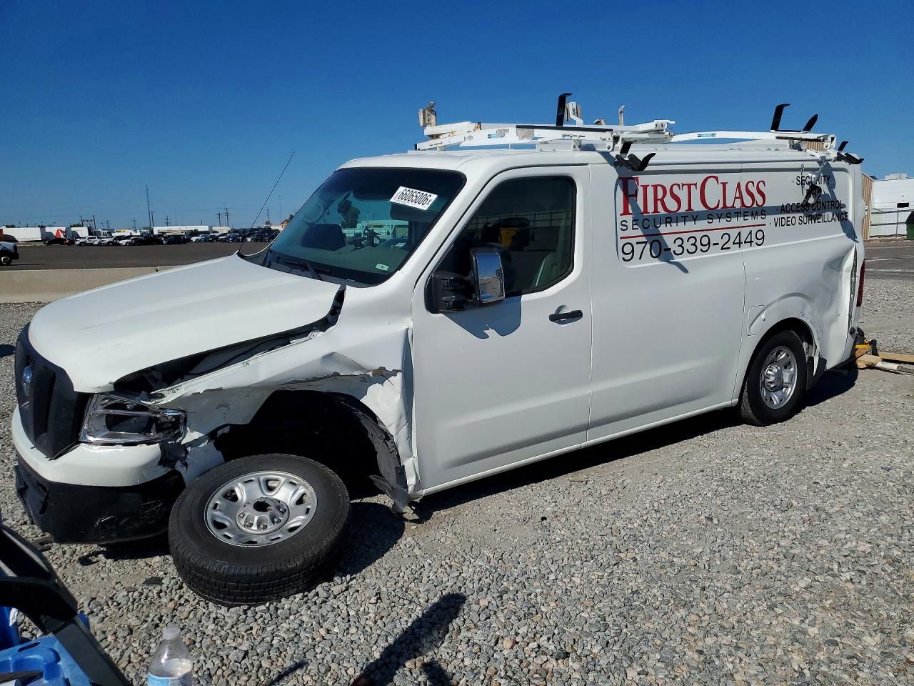 2016 NISSAN NV 2500 HD SV