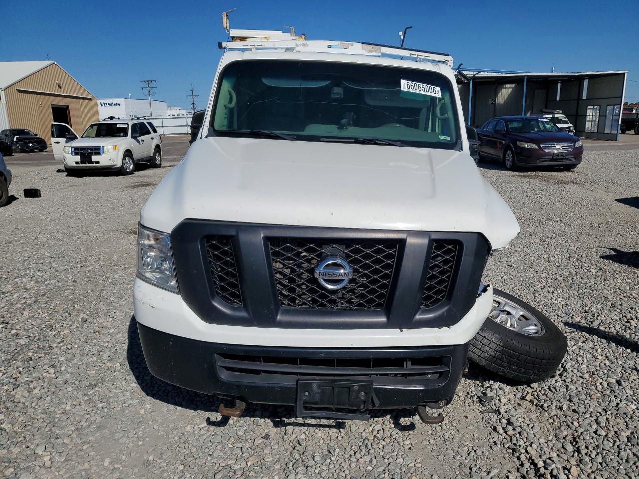 2016 NISSAN NV 2500 HD SV — снимка 5
