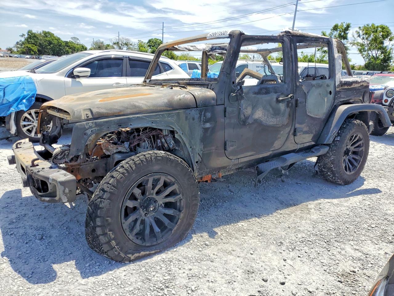 2017 JEEP WRANGLER UNLIMITED SAHARA