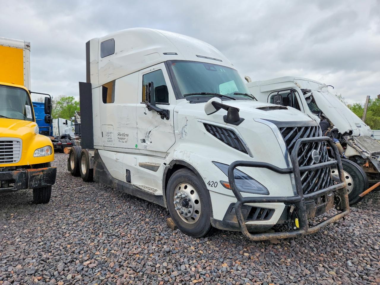 2026 VOLVO VNL
