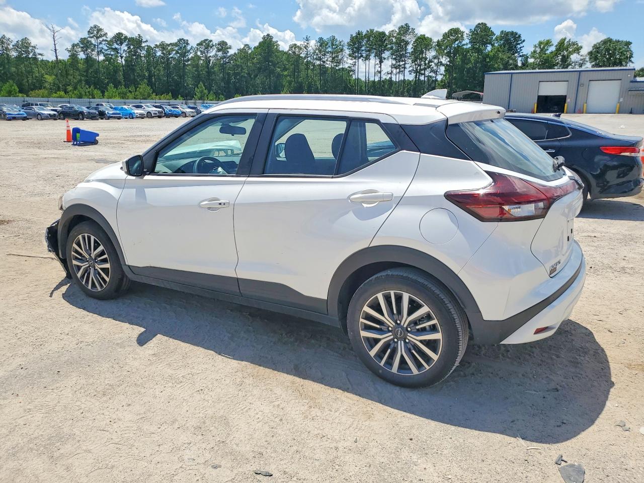 2024 NISSAN KICKS SV — снимка 2