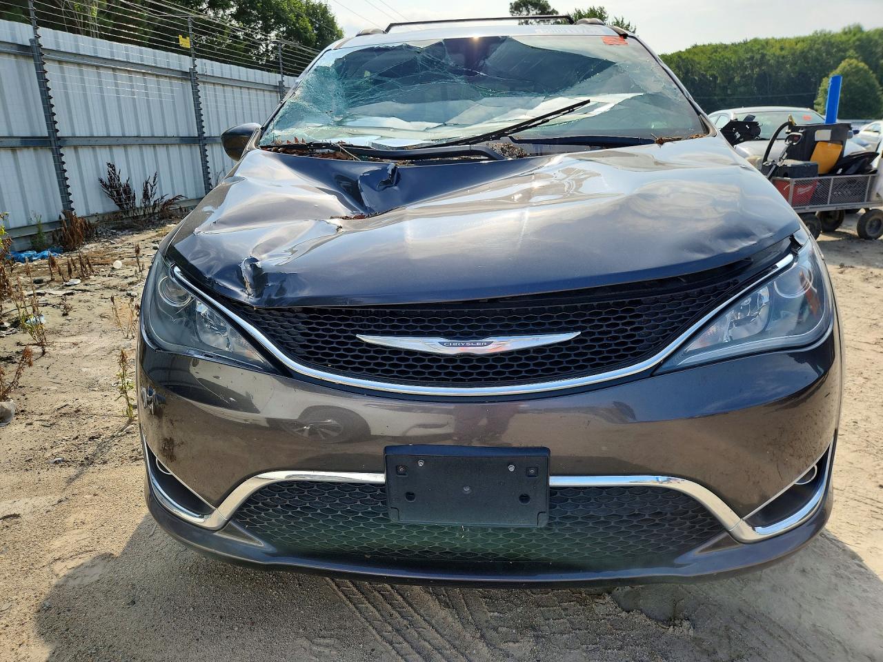 2017 CHRYSLER PACIFICA TOURING L — снимка 5