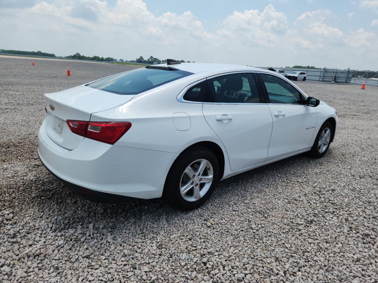 2020 CHEVROLET MALIBU LS — снимка 3