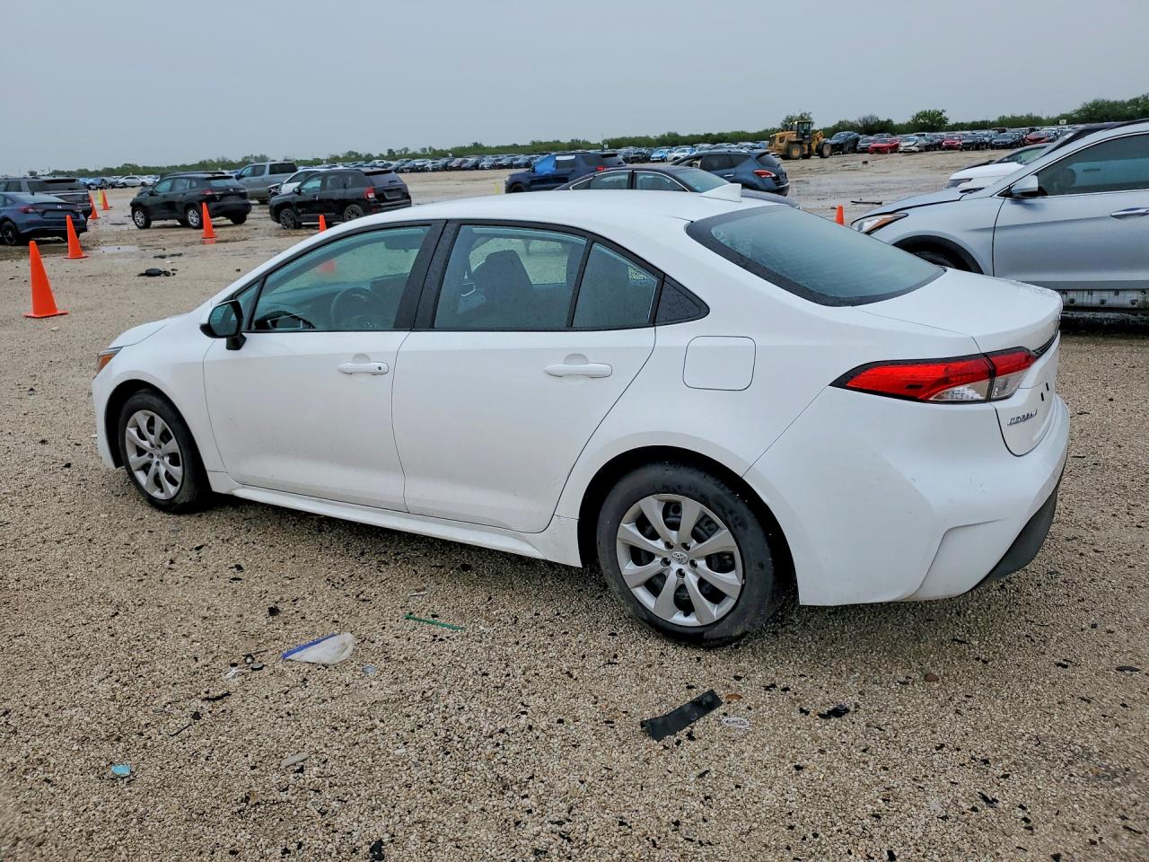 2025 TOYOTA COROLLA LE — снимка 2