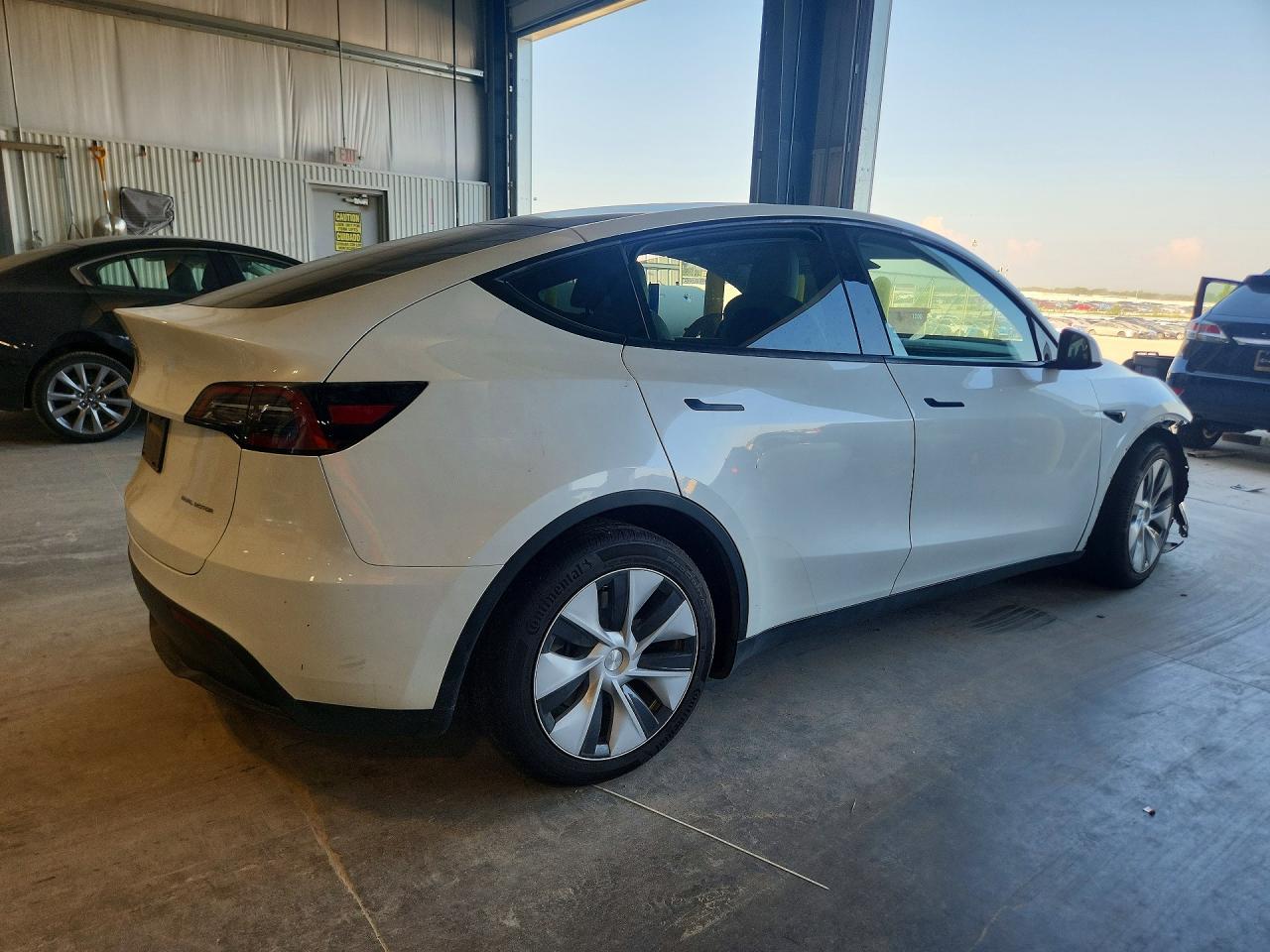 2023 TESLA MODEL Y — снимка 3