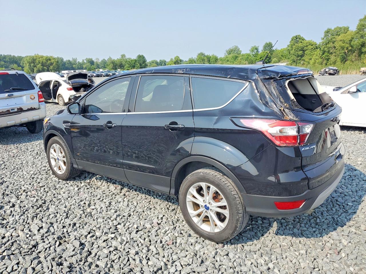 2017 FORD ESCAPE SE — снимка 2